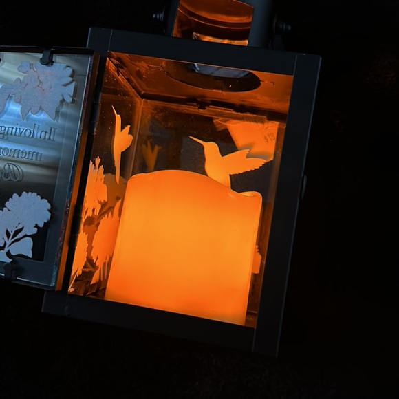 Brand new Hallmark Lantern in Loving memory - Picture 8 of 15